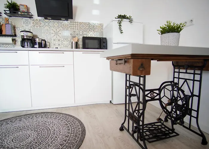 Lenastay I Nostalgieapartment I Innenstadt 公寓 凯撒斯劳滕